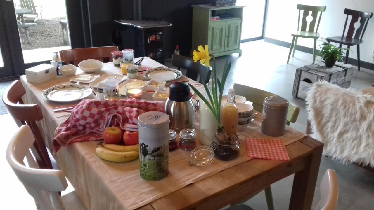 De Hostee Bed & Breakfast Stolwijk Dış mekan fotoğraf